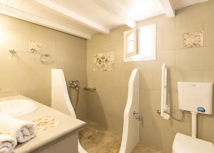 Pauvre Maison With Sea View *