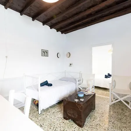 Pauvre Maison With Sea View Chrisopigi (Sifnos)