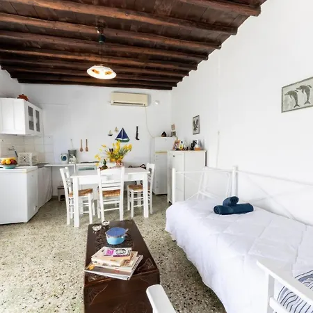 Pauvre Maison With Sea View 펜션 Chrisopigi (Sifnos)